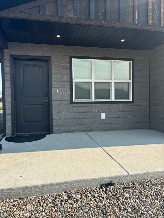 Photo - 7995 Avocet Dr Unit A