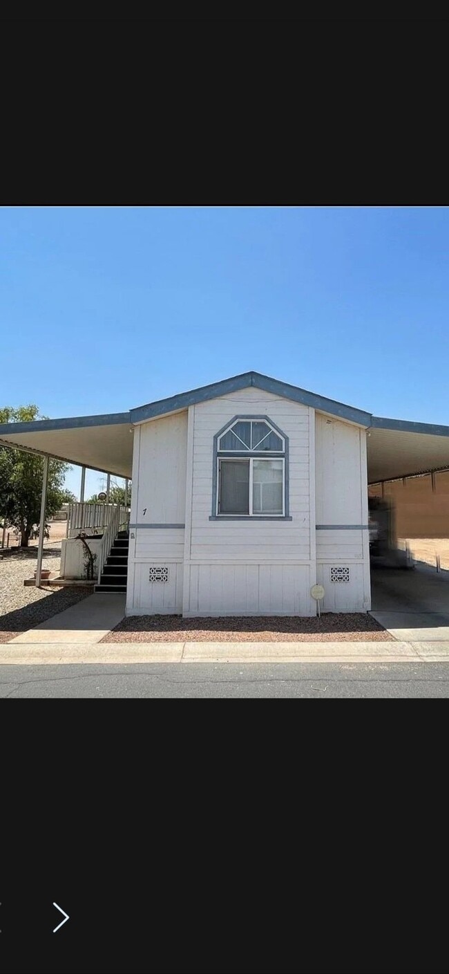 Building Photo - 2450 E Hobsonway