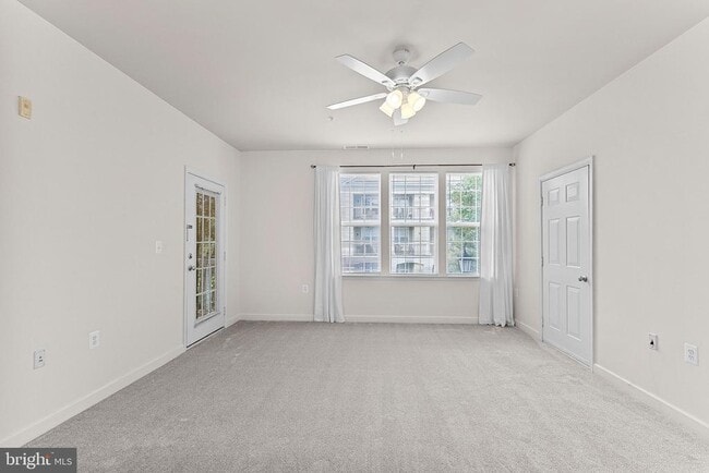 Photo - 42470 Pennyroyal Sq Unit 204