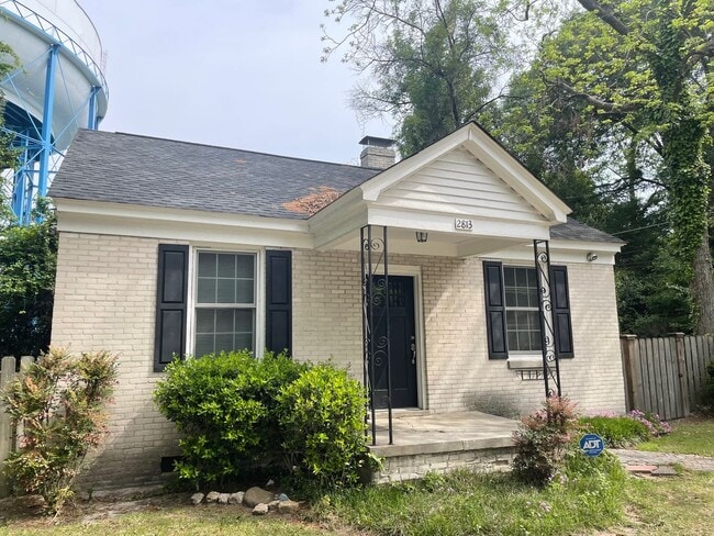 Photo - Stand Alone Cottage