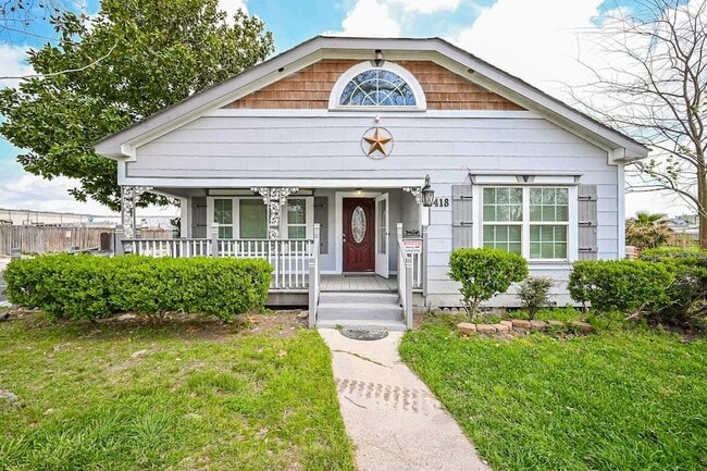 Building Photo - 416 N Houston Ave