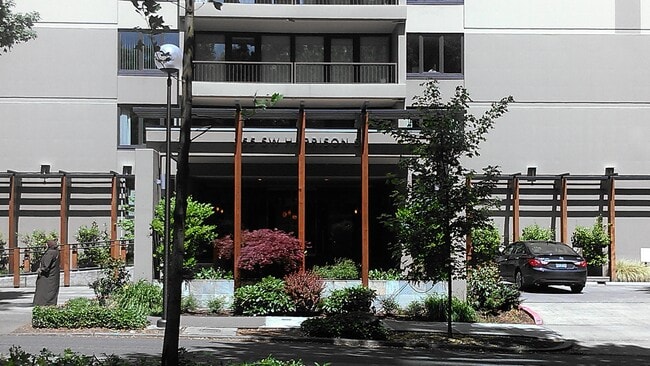 Building Photo - 255 SW Harrison St