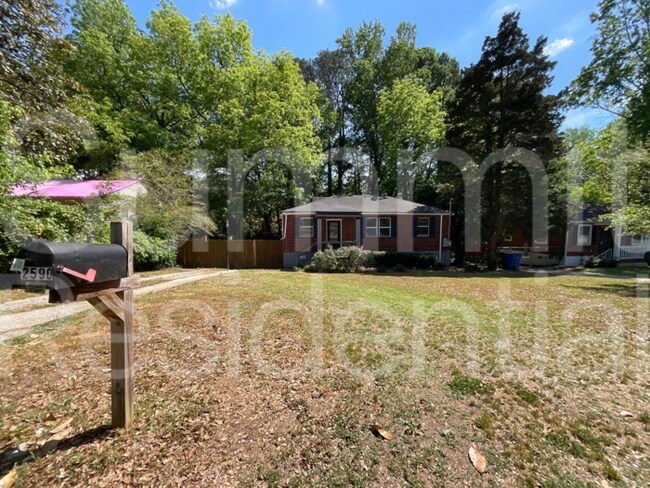 Building Photo - 2590 Godfrey Dr NW