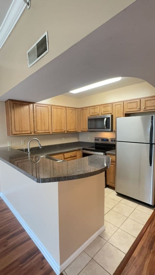 Photo - Great unit at LAUREL STATION for $3300 - monthly rent includes two assigned parking spaces! Unit 303