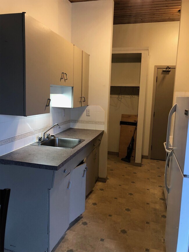 Photo - 4621 Veterans Way Unit 32 - FURNISHED