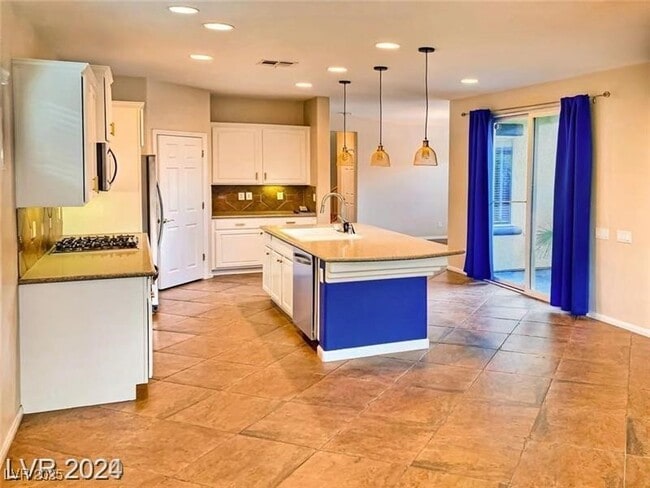 Photo - 10487 Howling Coyote Ave