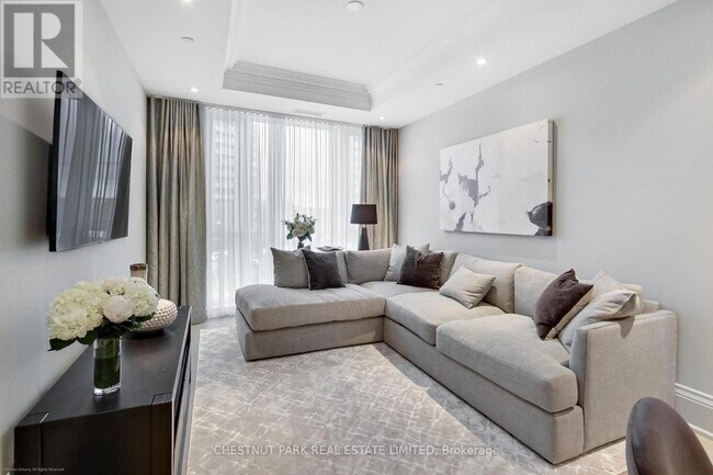 Photo - 181 Davenport Rd Unité 205