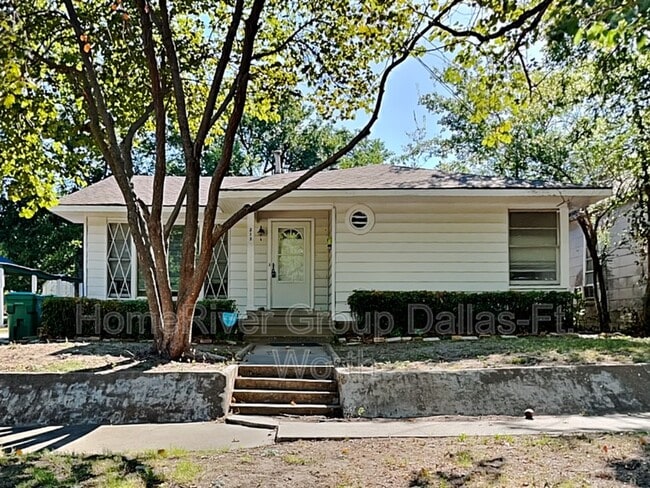 Building Photo - 213 N Carr Ave Rental