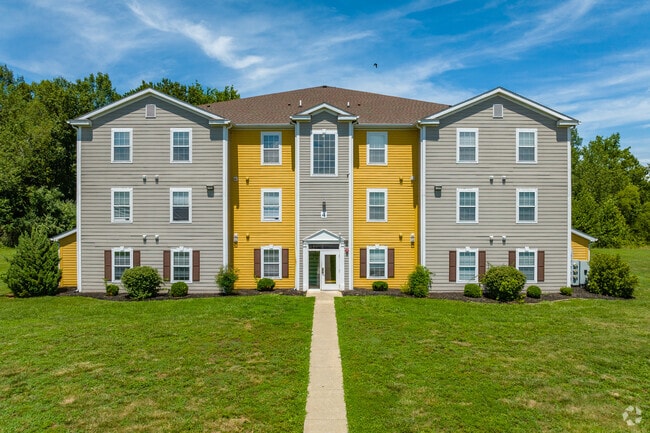 The Reserve at Saluki Pointe