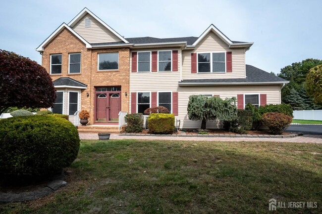 Photo - 27 Samantha Dr