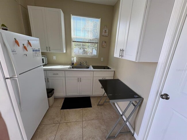 Photo - 907 Girard Dr