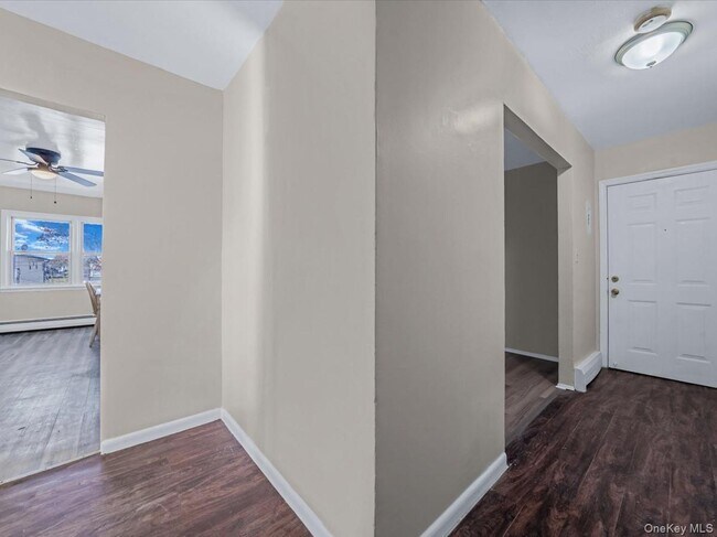 Photo - 1315 Dekoven St Unidad 3