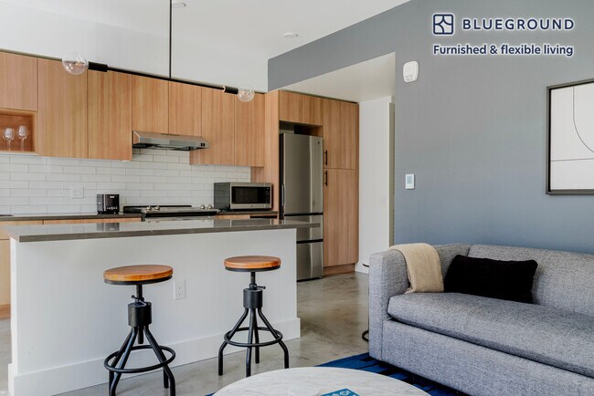 Photo - 104 12th Ave Unidad SI FL4-ID749