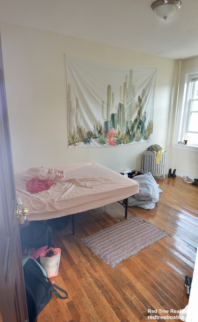 Photo - 248 Kelton St Unidad 9