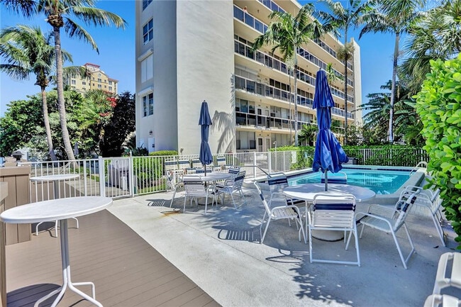 Building Photo - 101 N Birch Rd Unit 504