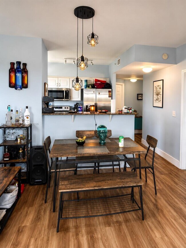 Photo - 215 SW 42nd Ave Unit 710