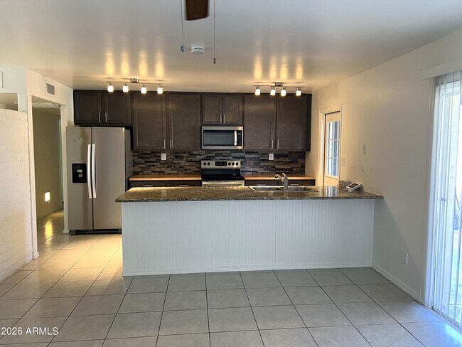 Photo - 1622 E Del Rio Dr