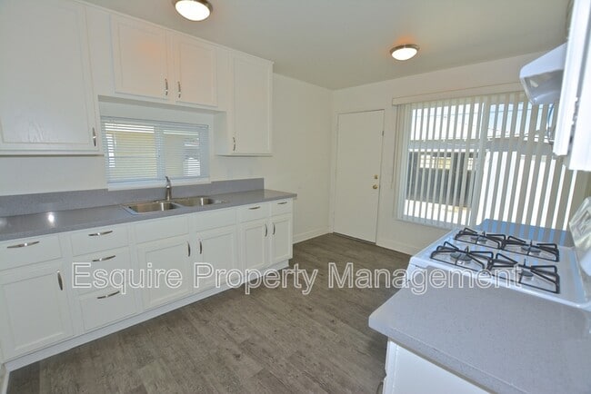 Photo - 391 Harvard St