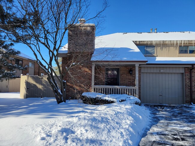 Front - 123 Mohawk Trl Townhome