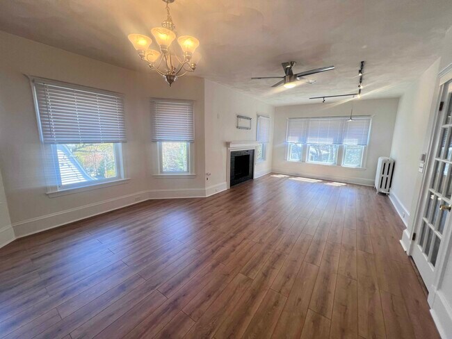 Photo - 61 Wollaston Ave Unit 61 Wollaston Ave - 2
