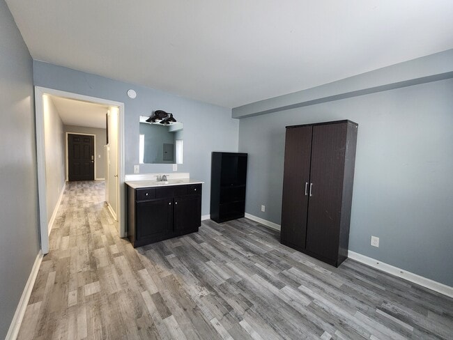 Woodruff Apartments