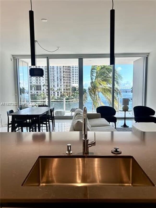 Building Photo - 300 Biscayne Blvd Way Unit 300 Biscayne Blvd Way  302
