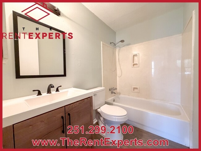 Photo - 784 Trailwood Dr E