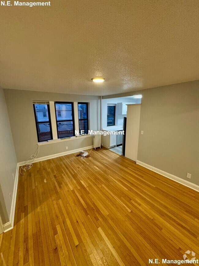 Building Photo - 315 Summit Ave Rental