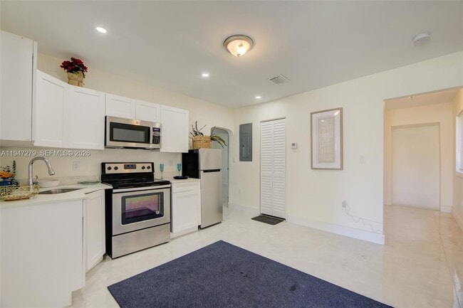 Photo - 742 NW 70th St Unit 1