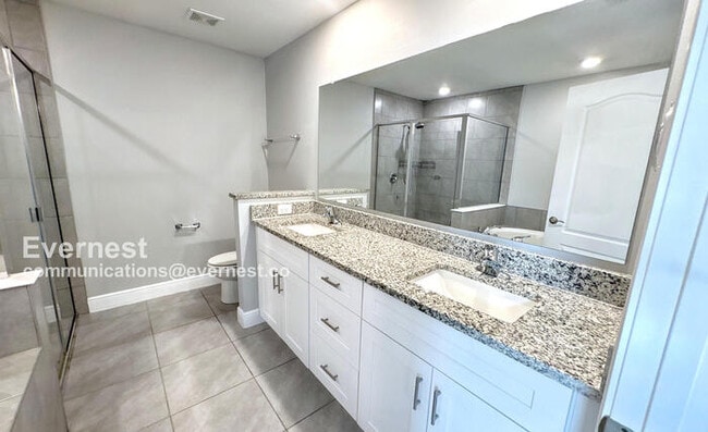 Photo - 518 Bristol Cir