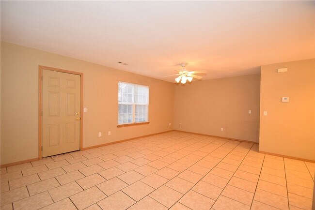 Photo - 1154 Homestead Loop Unit A