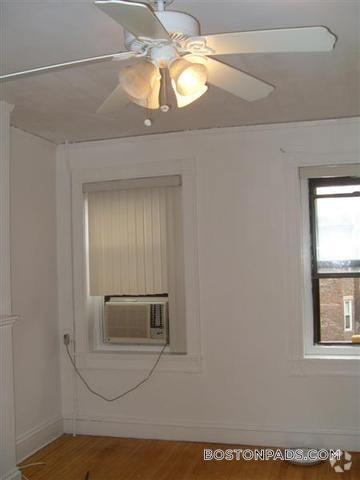 Building Photo - 91 Westland Ave Rental