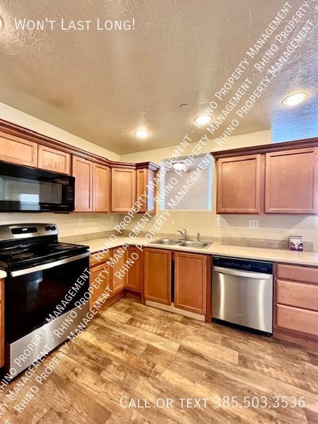 3 Bedroom/2 Bathroom Condo in Midvale - 3 Bedroom/2 Bathroom Condo in Midvale Unit I-01