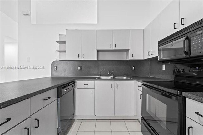 Photo - 13400 SW 182nd St