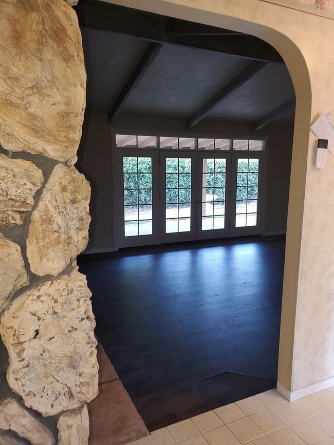 Photo - Modesto 3 bedroom 2.5  bathroom off McHenry