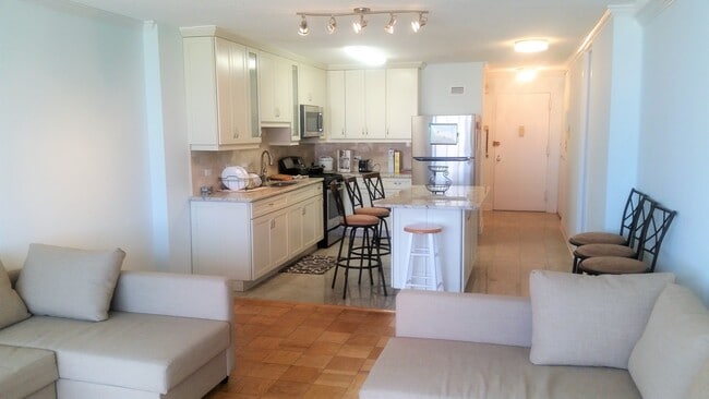 7002 J F Kennedy Blvd E Unit 42i