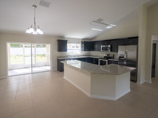 Photo - 15749 SW 37th Cir