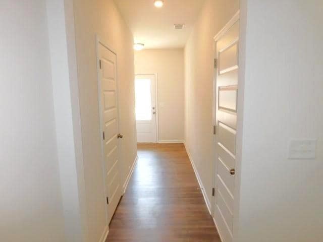 Photo - 246 Dupont Dr