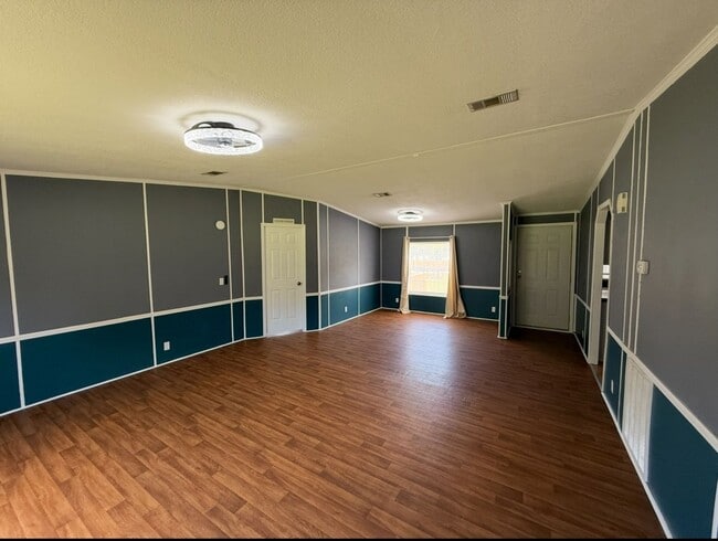Photo - 3 Bedroom / 2 Bath House On An Acre