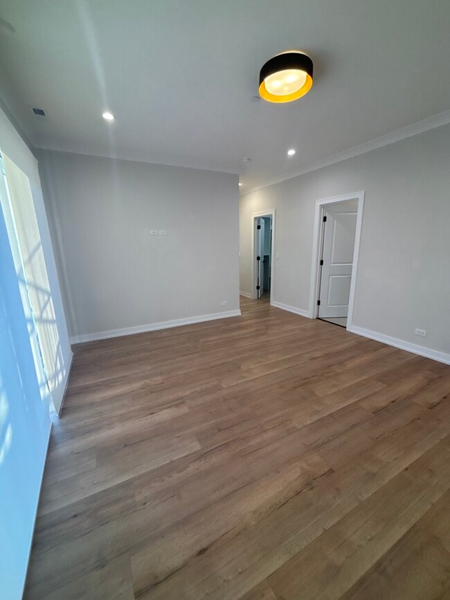 Photo - 6853 W Belmont Ave Unit 2