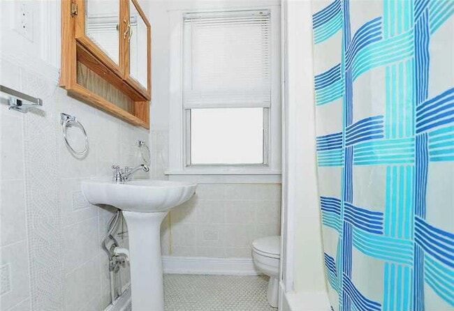 Photo - 3716 Orpwood St