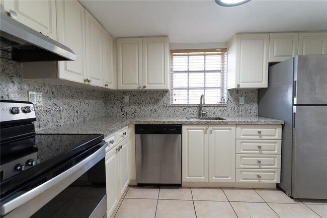 Photo - 8650 SW 109th Ave Unit 3-231