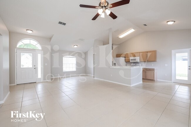 2027 Jaffa Ct