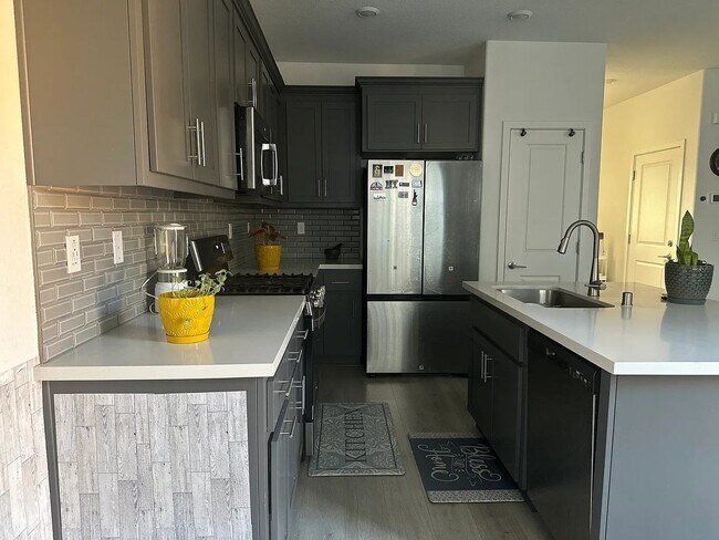 Photo - Beautiful Newer Pittsburg Home – 4 Bd, 3 B...