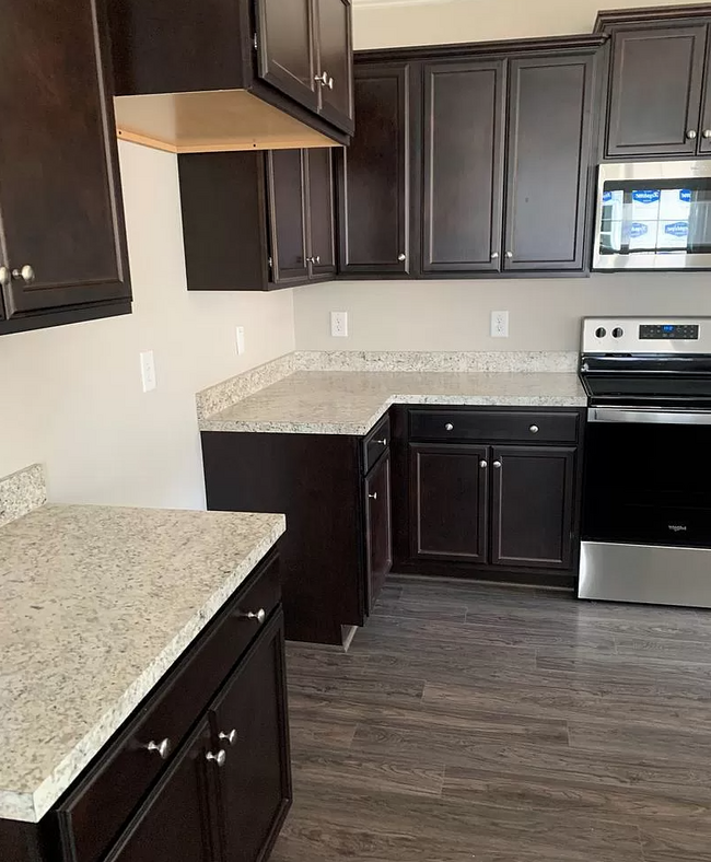 Photo - 837 Silver Leaf Dr Townhome