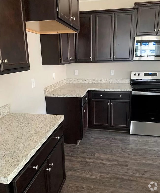 Building Photo - 837 Silver Leaf Dr Rental