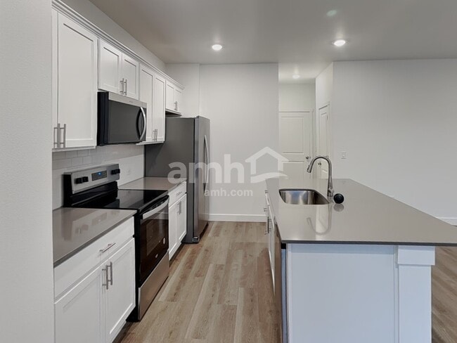 Photo - 8544 47th Pl NE