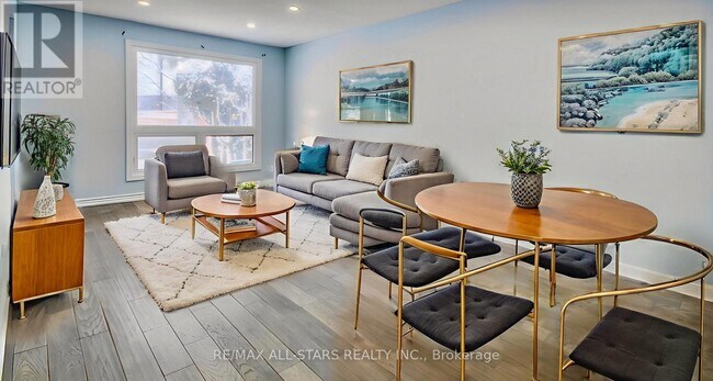 Photo - 50 Verne Cres