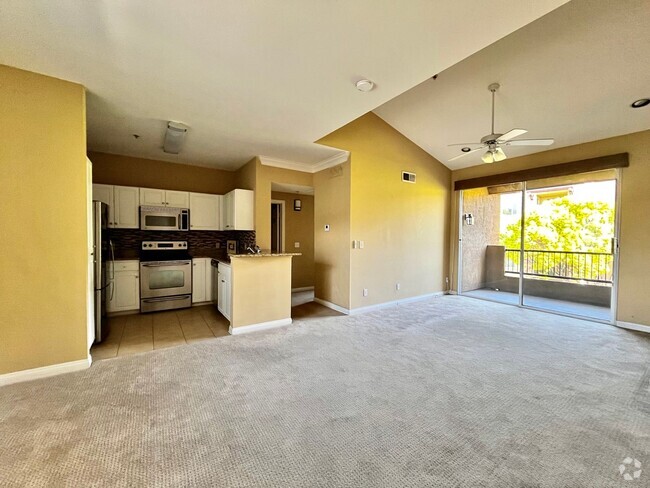 Building Photo - Perfectly located 1 bedroom condo availabl... Unit 613