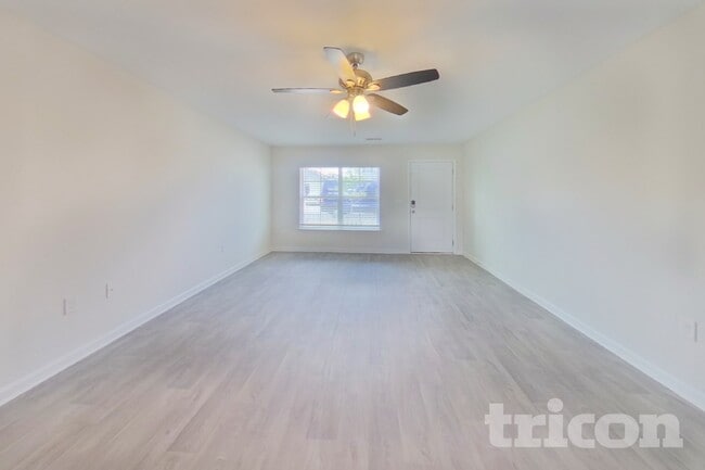 Photo - 324 Sandbach Rd